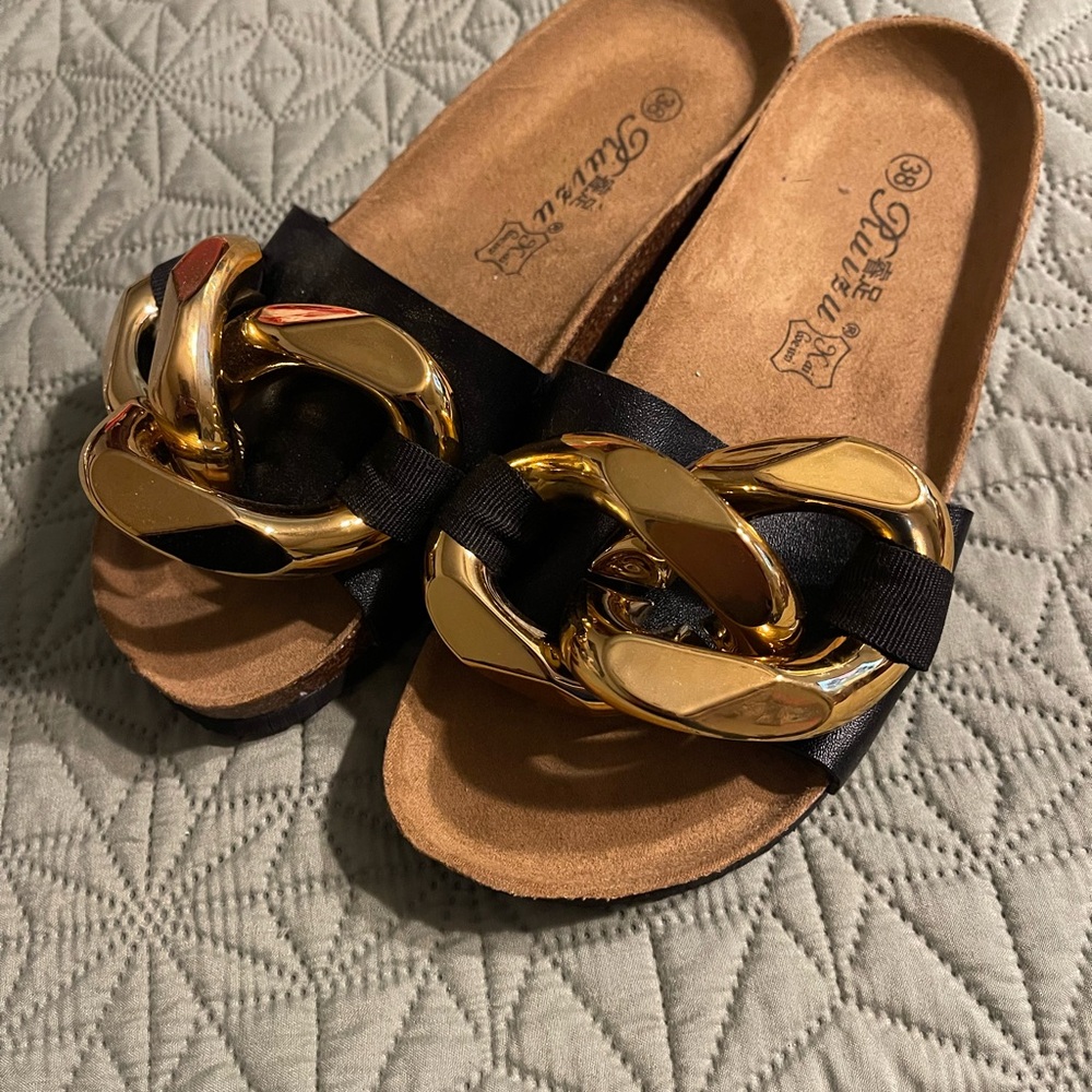 Chic Black Sandals with Gold Chain Accent